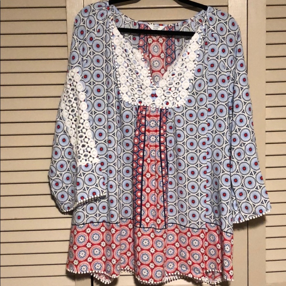 Crown & Ivy curvy blouse